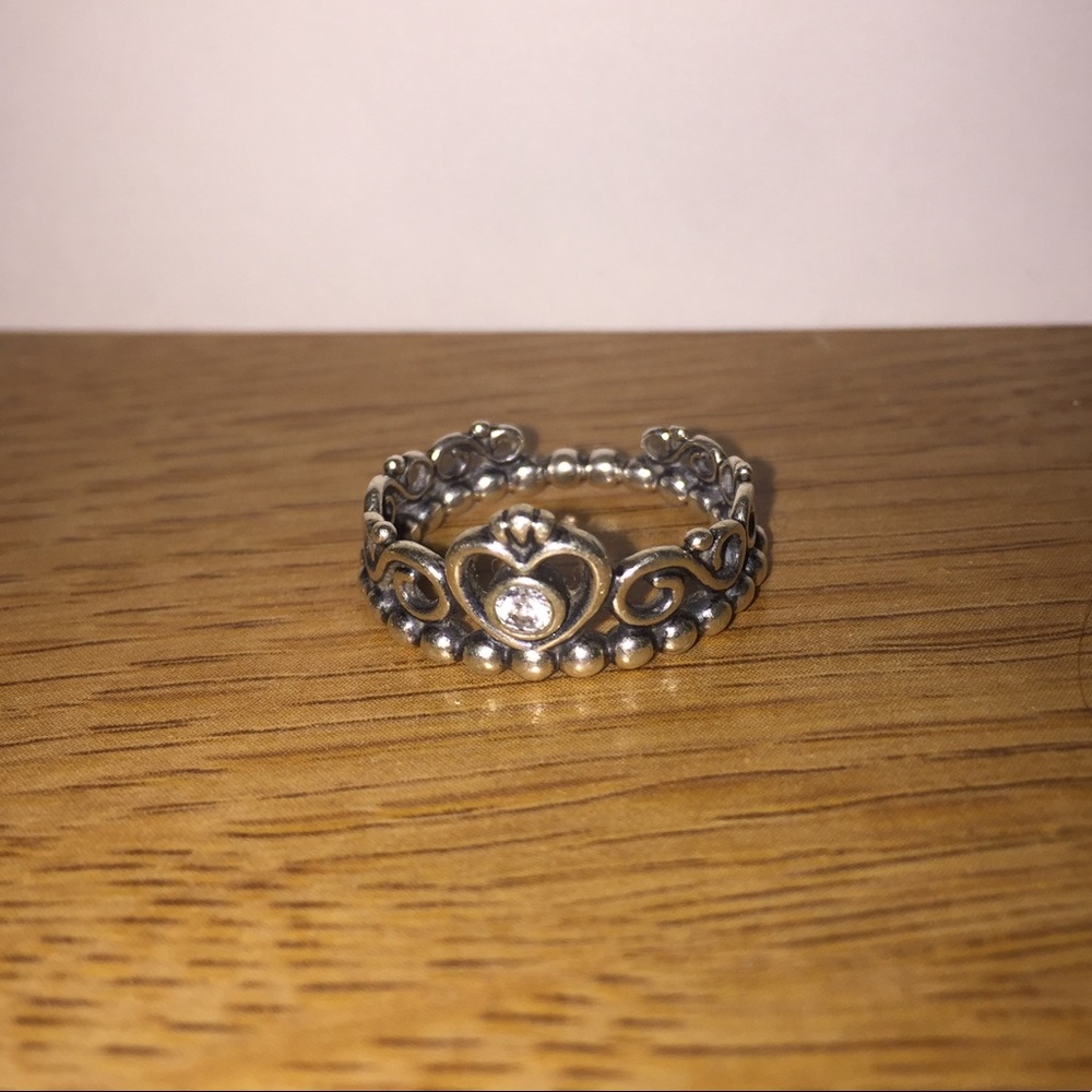 Pandora princess ring